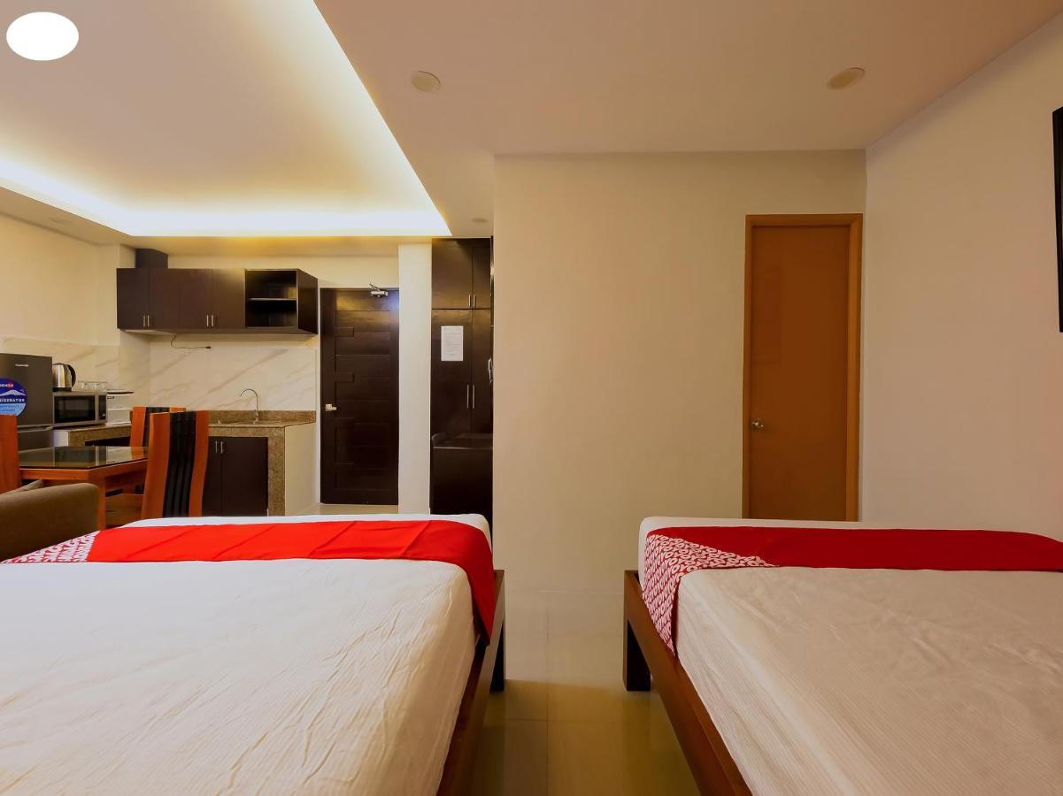 Oyo 848 Dona Aurora Condotel Quezon City Exterior foto